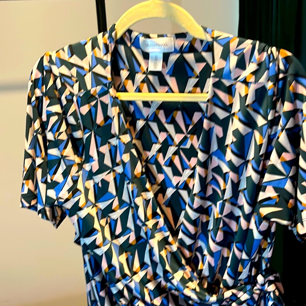 Fabulous retro print maternity wrap dress.